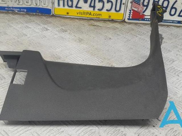 Обшивка стійки кузова внутрішня, передня права 4M1867272B4PK VAG