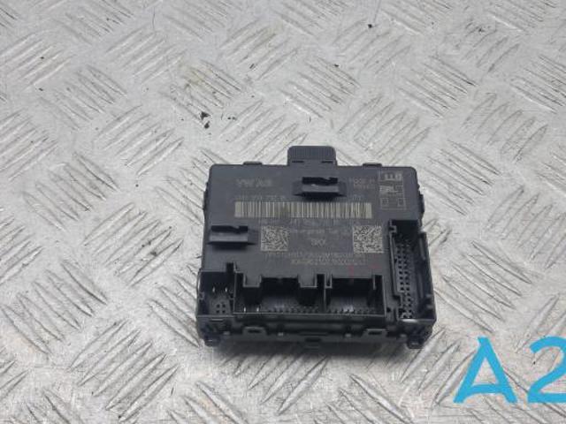 Блок комфорту передніх дверей 4M1959792B VAG