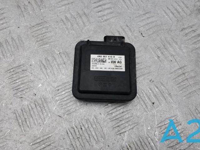 Блок управління системою відкривання воріт гаража 4N0907410A VAG