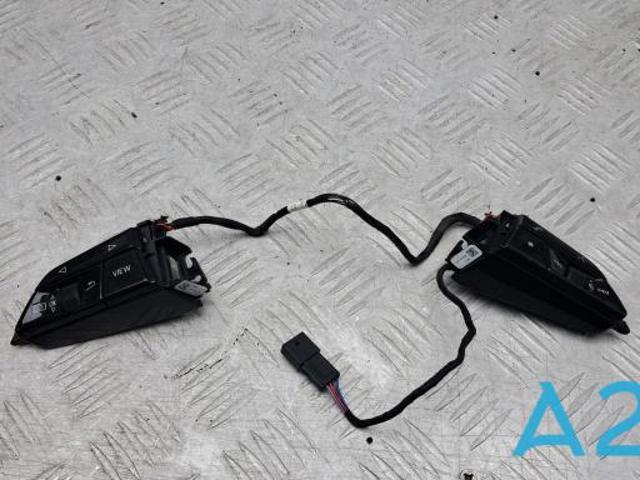 Блок кнопкових перемикачів рульового колеса 4N0951523CV58 VAG