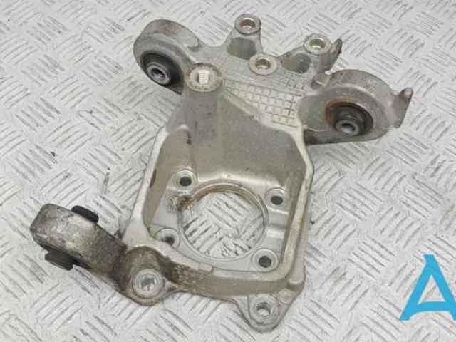 Цапфа поворотна права 5090072AC CHRYSLER