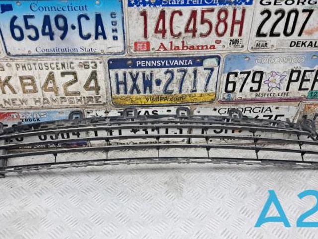 Решітка переднього бампера, нижня 51117325482 BMW