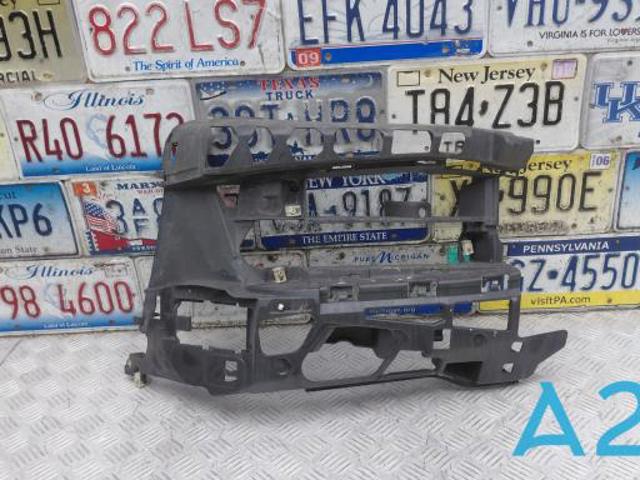 Кронштейн кріплення протитуманной фари, лівої 51117385345 BMW