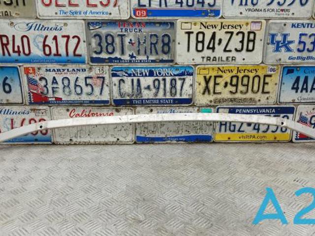 Підсилювач бампера переднього 51117422221 BMW
