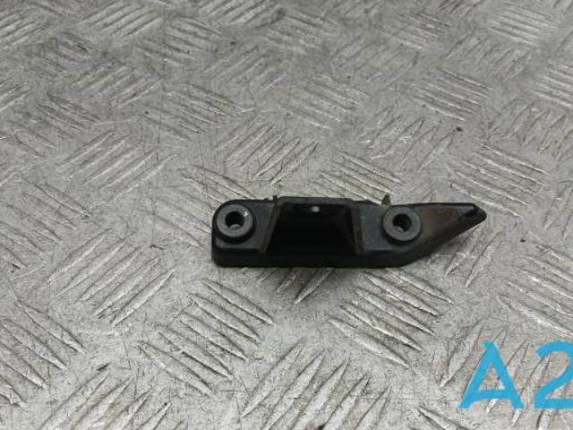 Напрямна переднього бампера, права 51117422252 BMW