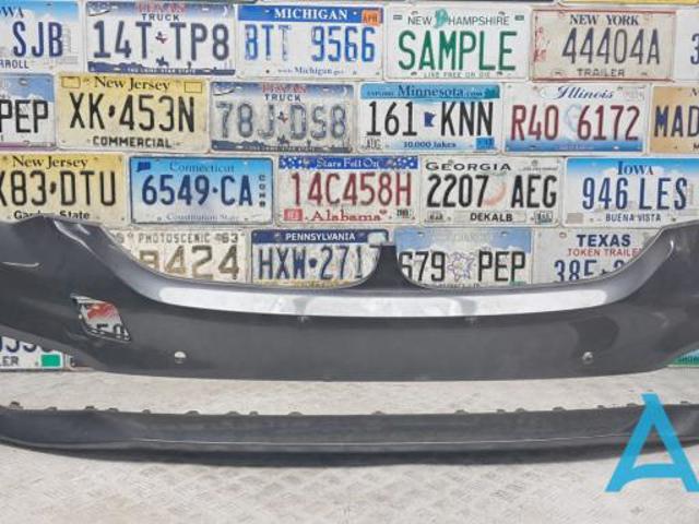 Бампер передній 51117427445 BMW