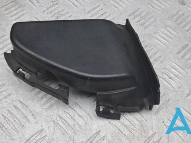 Заглушка бампера буксирувального гака, передня права 51117464272 BMW