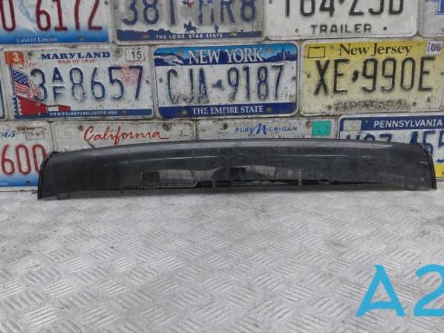 Молдинг бампера переднього, центральний 51117471512 BMW