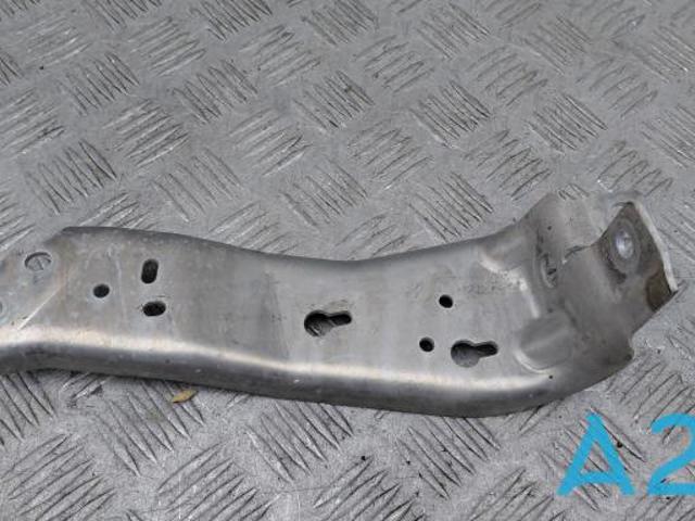 Кронштейн підсилювача переднього бампера 51117498085 BMW