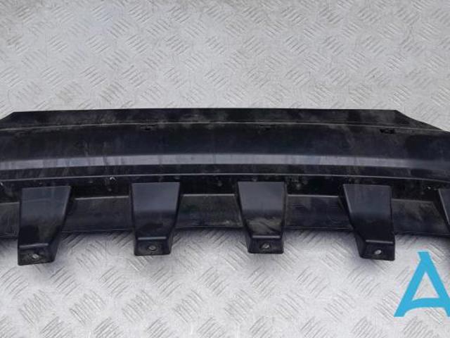 Наповнювач бампера заднього 51127204017 BMW