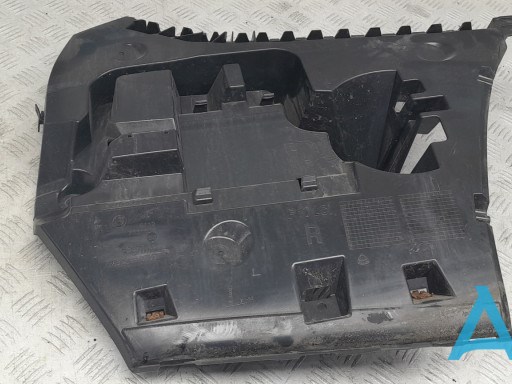 Кронштейн бампера заднього, правий 51127331608 BMW