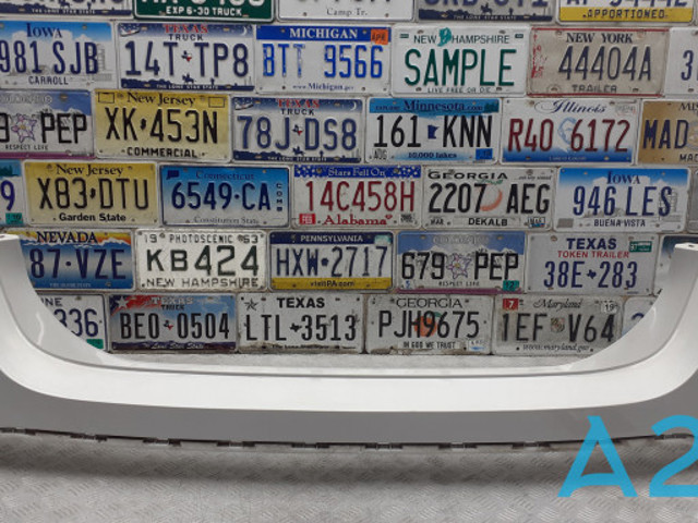 Буфер (бампер) задній 51127345036 BMW
