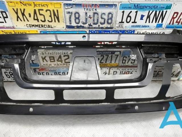 Кожух бампера заднього 51127370582 BMW