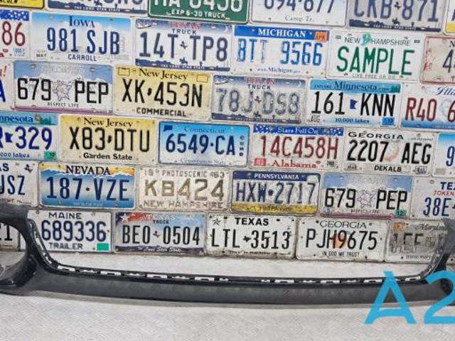 Накладка бампера заднього, центральна 51127414309 BMW