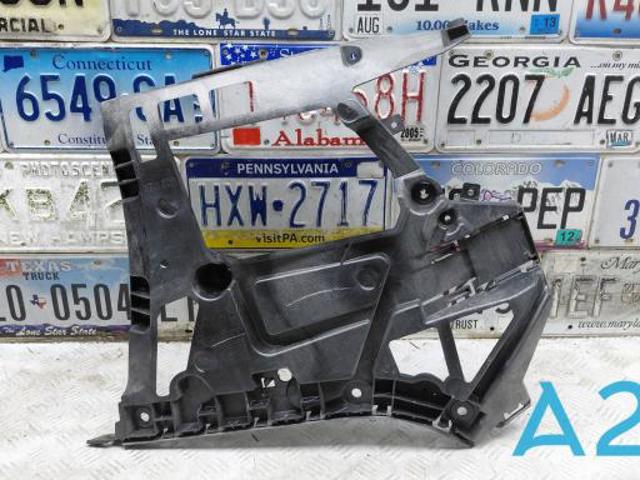 Кронштейн бампера заднього, правий 51127427968 BMW