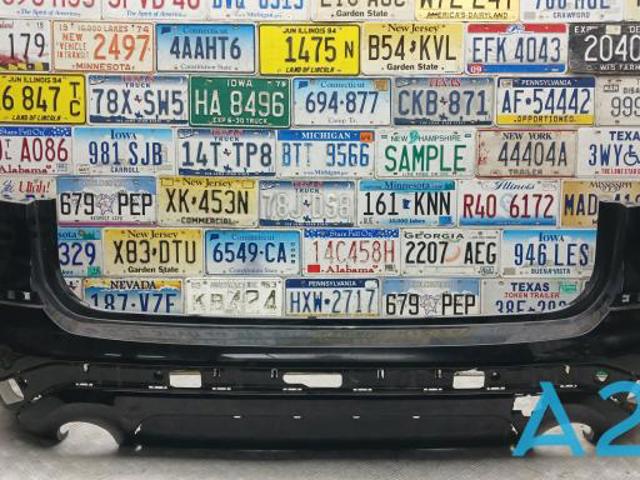 Буфер (бампер) задній 51127488216 BMW