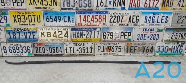 Накладка даху ліва 51137146105 BMW