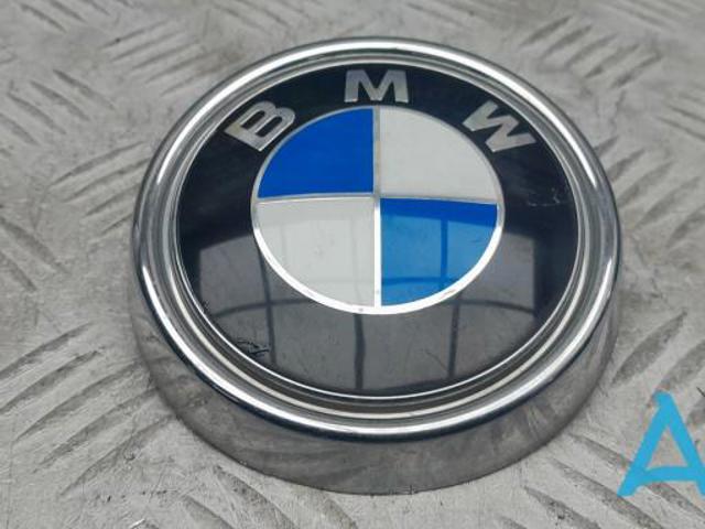 Емблема капота 51147301062 BMW