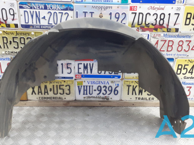 Підкрилок задній правий 5116276AE CHRYSLER