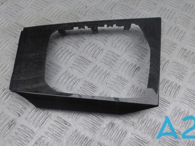 Декоративна накладка центральної консолі 51165A0EFD8 BMW