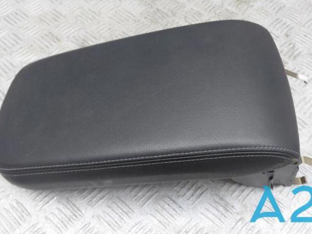 Підлокітник заднього сидіння 51166814805 BMW