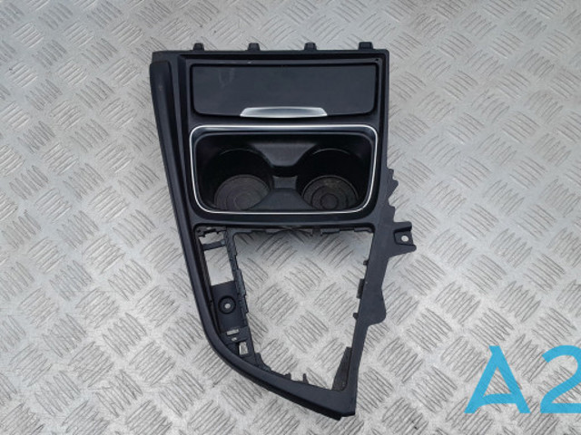 Декоративна накладка центральної консолі 51169218925 BMW