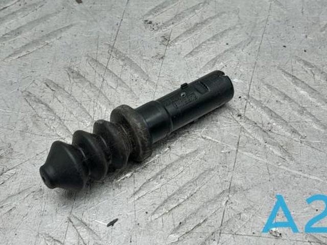 Відбійник лючка бензобака 51177257780 BMW