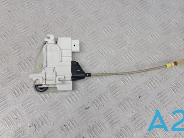 Клапан дотяжки дверей 51207419839 BMW