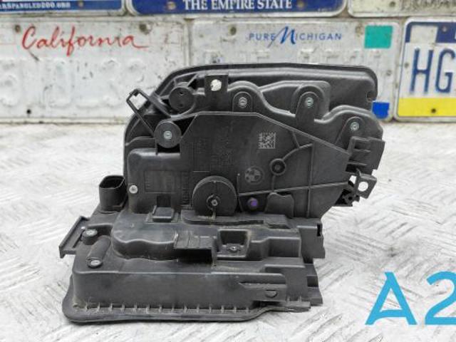Внутрішній дверний замок 51217477688 BMW