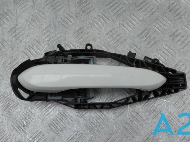 Ручка задньої двері зовнішня ліва 51219491461 BMW