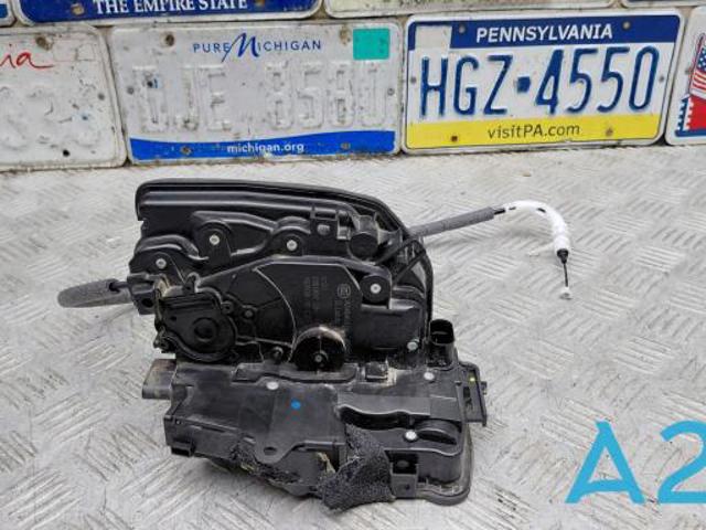 Замок задньої двері, лівої 51227281955 BMW