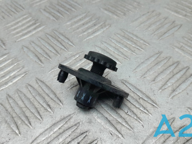Подушка кріплення глушника 51237265310 BMW