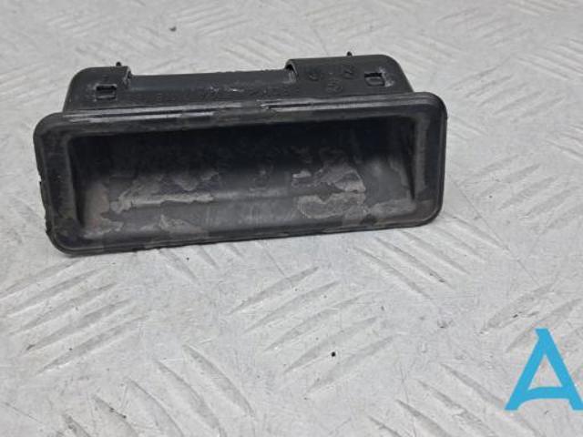 Ручка дверей багажника, зовнішня 51247118158 BMW