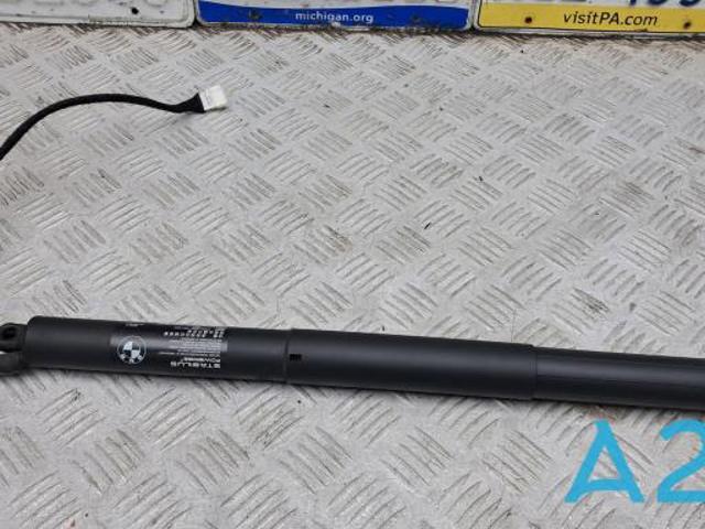 Амортизатор для багажника газовий 51247294470 BMW