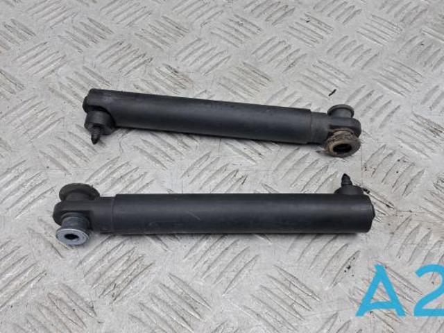 Буфер двері багажника 51247371765 BMW