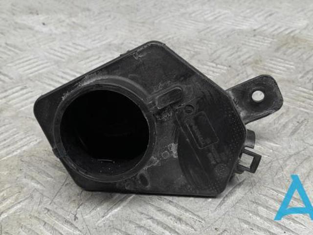 Горловина бачка омивача 51317399028 BMW