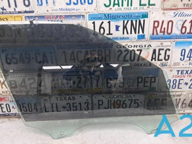 Скло передніх дверей, правою 51337137014 BMW