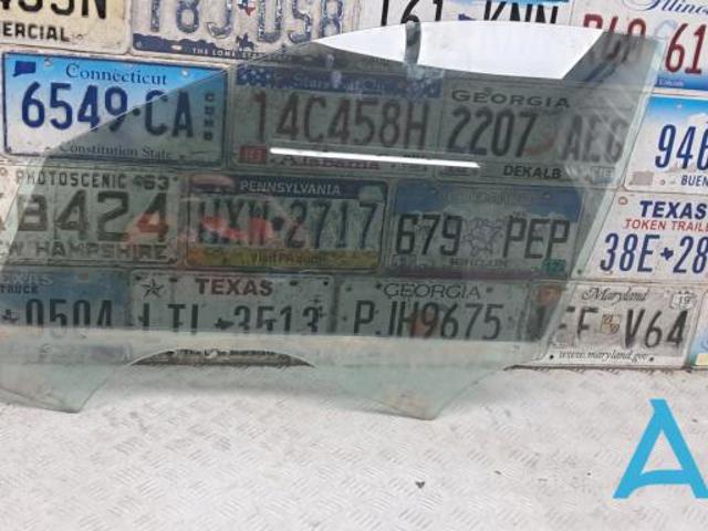 Вікно (передніх дверей) двері 51337289091 BMW