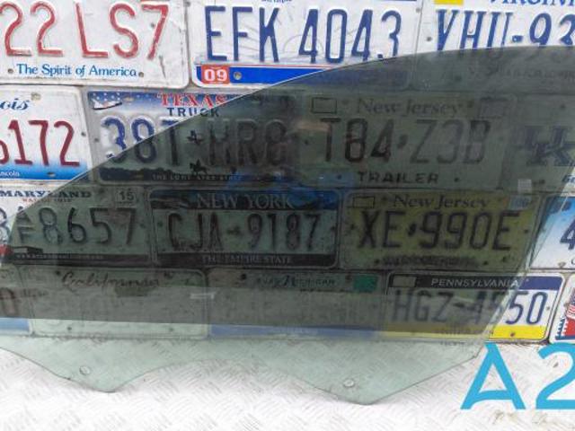 Вікно (передніх дверей) двері 51337339455 BMW