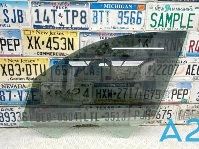 Вікно (передніх дверей) двері 51337397129 BMW