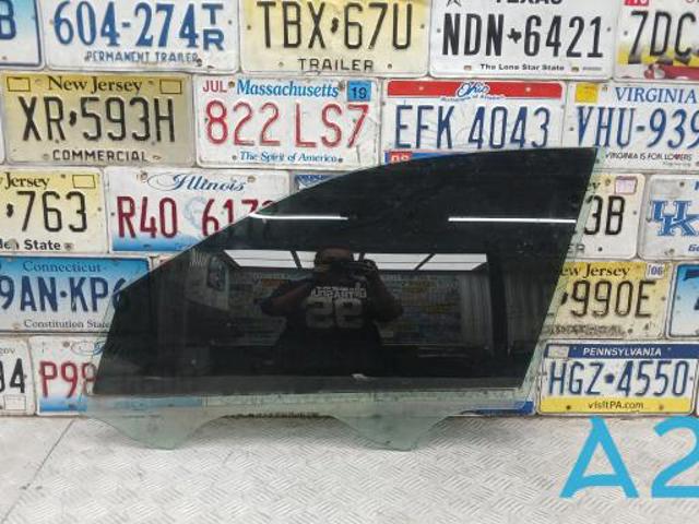 Вікно (передніх дверей) двері 51337933437 BMW