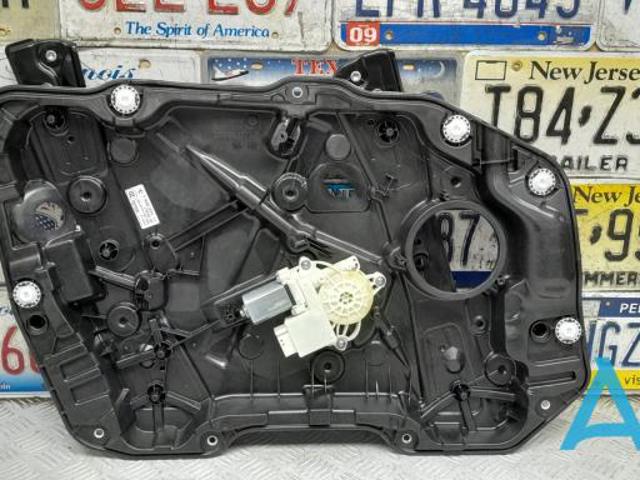 Підйомник механічний вітрового скла 51338498853 BMW