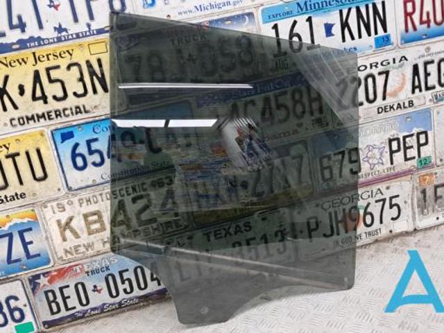Вікно задніх дверей 51357416972 BMW