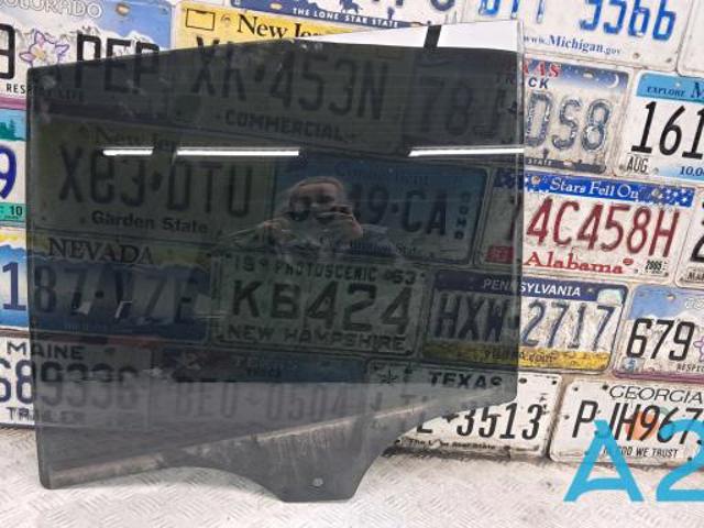 Скло задніх дверей, лівих 51357470629 BMW