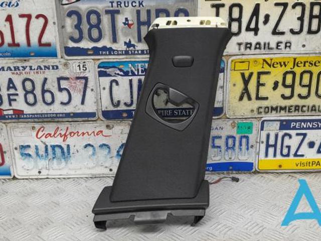 Обшивка стійки кузова внутрішня, середня права 51438059312 BMW