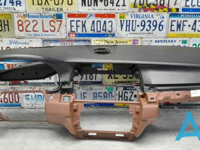 Передня панель 51459211207 BMW