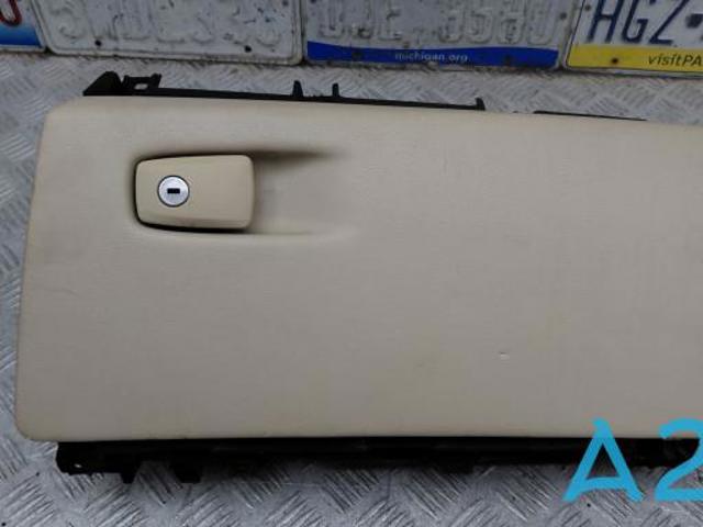 Ящик для рукавичок (бардачок) 51459276266 BMW