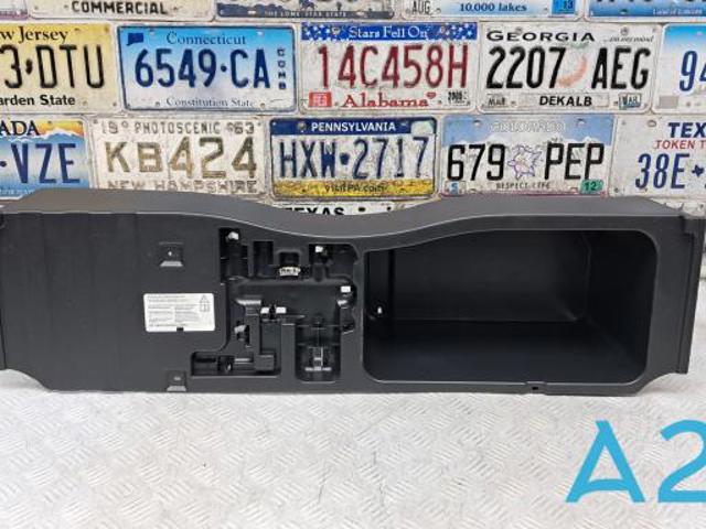 Кришка акумулятора (АКБ) 51477127282 BMW
