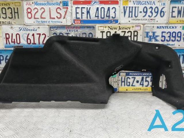 Облицювання багажного відсіку, праве 51477373582 BMW