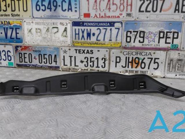 Ущільнювач арки крила 51487352221 BMW